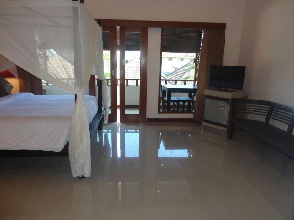 Md Guesthouse By Best Deals Asia Hospitality Seminyak Esterno foto