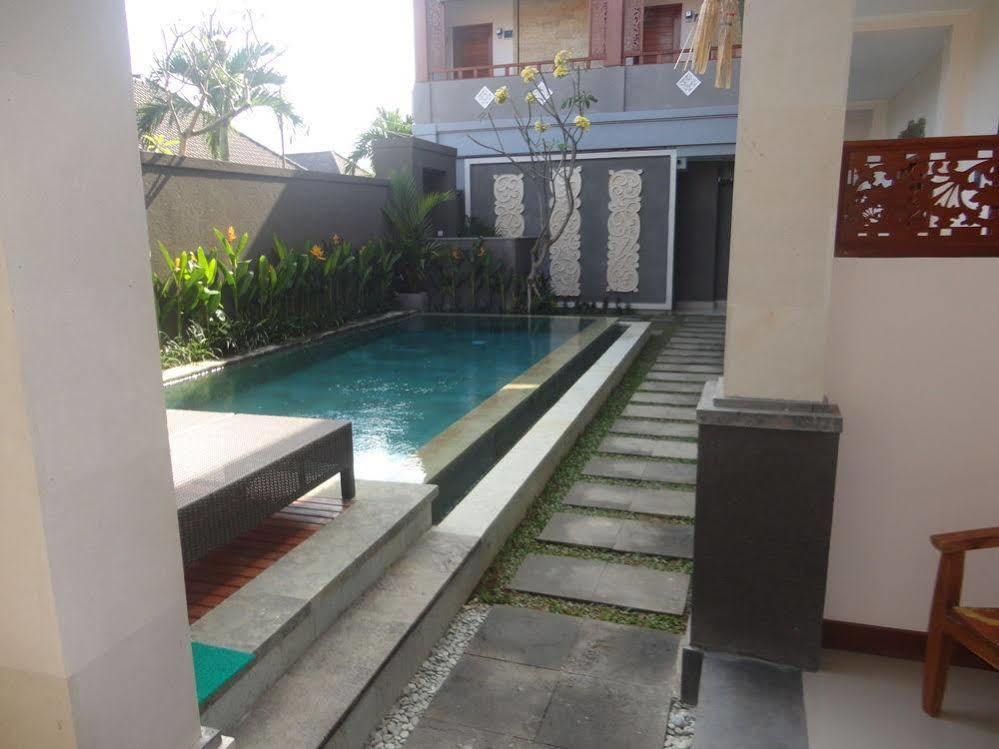 Md Guesthouse By Best Deals Asia Hospitality Seminyak Esterno foto