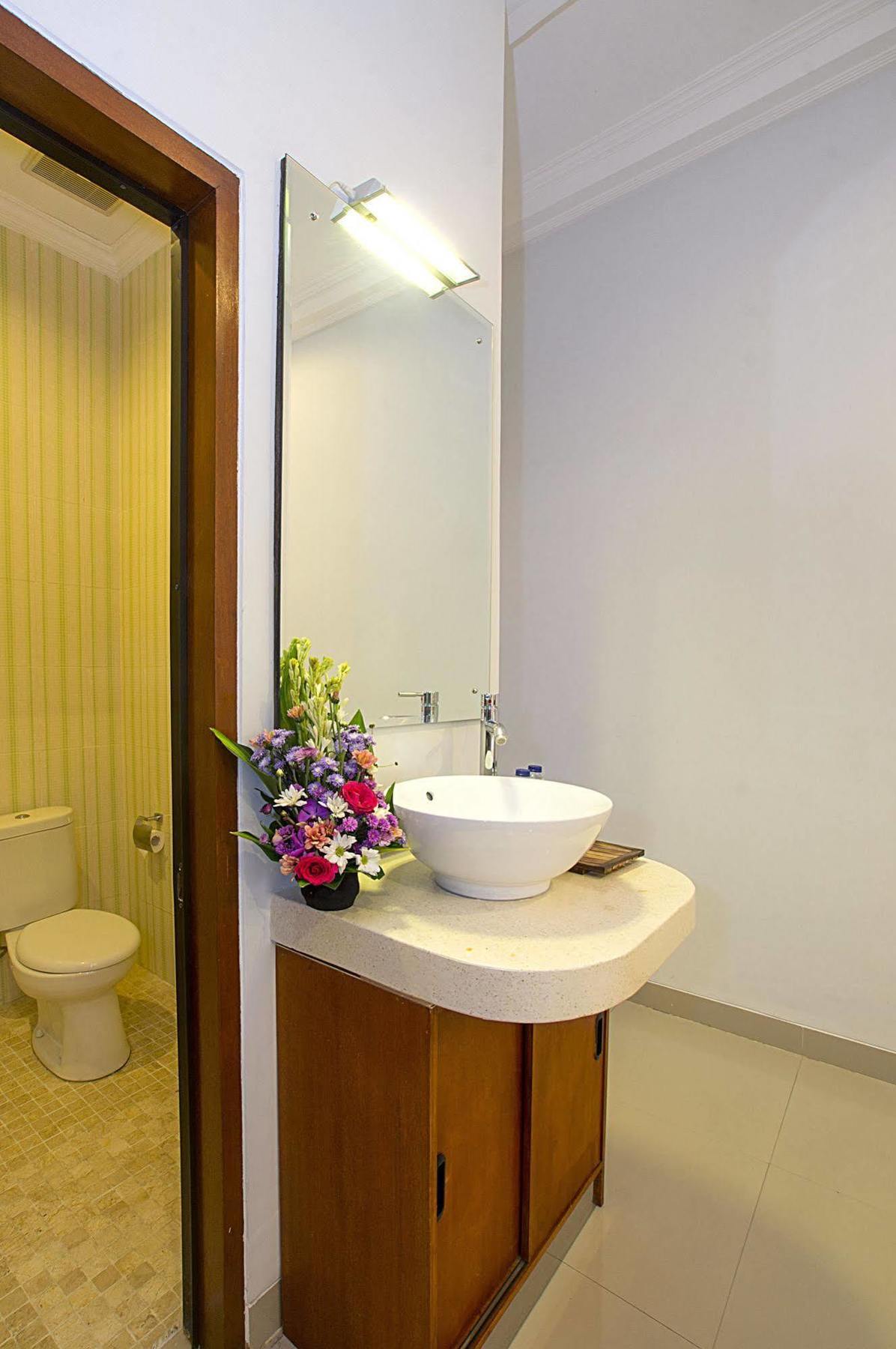 Md Guesthouse By Best Deals Asia Hospitality Seminyak Esterno foto