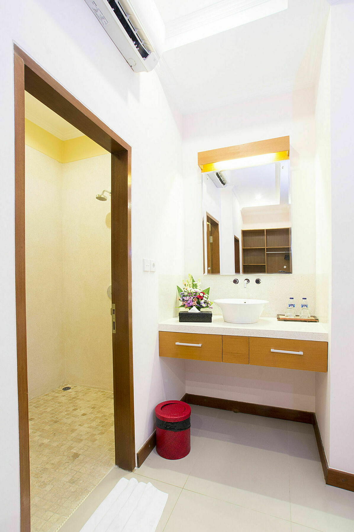 Md Guesthouse By Best Deals Asia Hospitality Seminyak Esterno foto